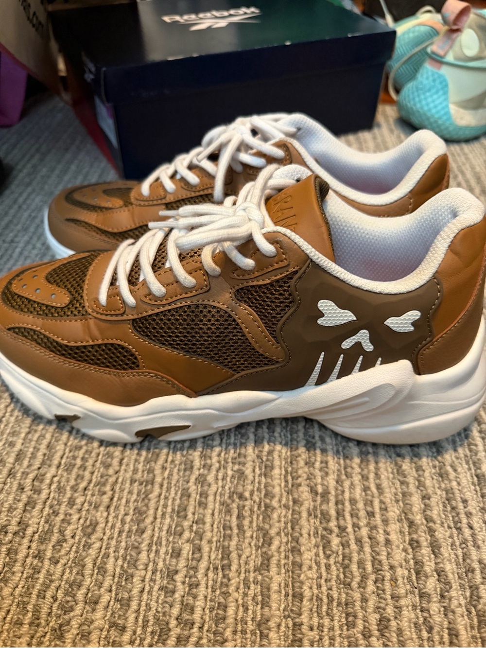 Men’s Brand X Sneakers Size 9 Worn 1X